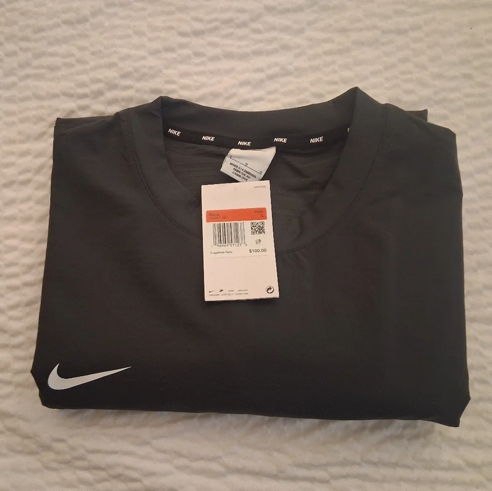 Nike Men's Dark Gray Long Sleeve Players Pullover - Picture 6 of 6